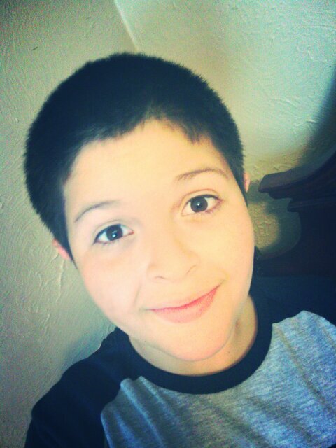 Marcos_Garcia17's profile picture. Follow me ill follow back (; 12 Single;** Pueblo Del Sol
