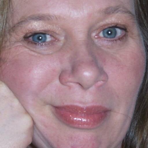 Finundra's profile picture. Mum and Nanny. Very noisy member of Muso's Choir and volunteer at Kit4kids. Rediscovering life