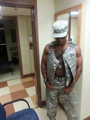 JuniorColes's profile picture. army bound!!!!!!