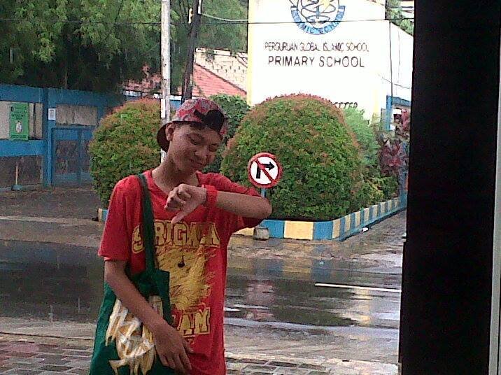 Denny Ashari ~♥♡(っ˘з(˘⌣˘ )~♥♡ SMK Manunggal ™ ( ´▽`ʃƪ ) (っ˘з(˘⌣˘ ) ╭(╯ε╰) ♡ ￼ ￼♡♡ ￼ ™