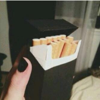 samrah898's profile picture. 