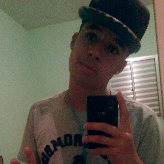 Enquanto Deus for meu guia eu estarei de pé firme é forte, 17 anos