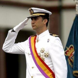 Ya soy rey de España y paso de la monarquía que me han dejado, yo soy REPUBLICANO