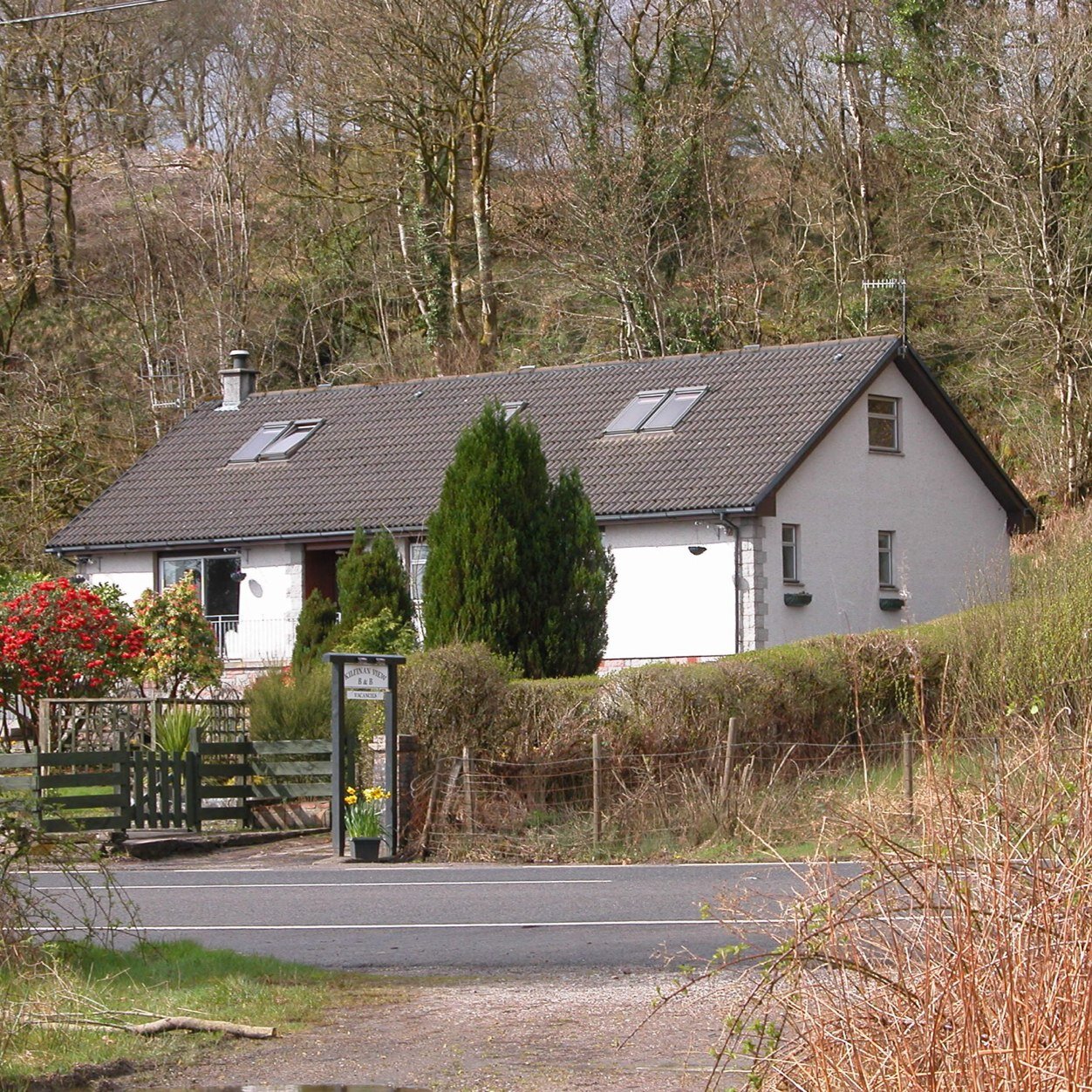 Quality Bed & Breakfast on the shores of Loch Fyne. Please see website for details.