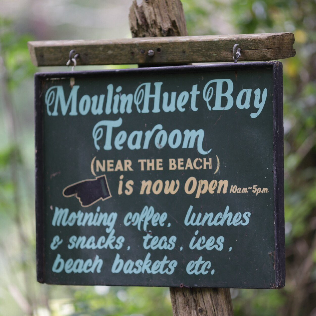 Guernsey's oldest tea room tucked away in the idillic southern coast of the island.