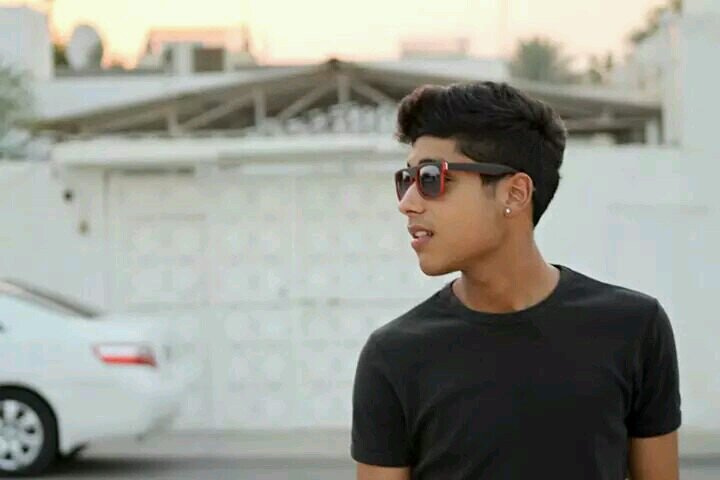 abdulla_hashel's profile picture. bahraini | cancer♋  | trance | believe in yourself✌