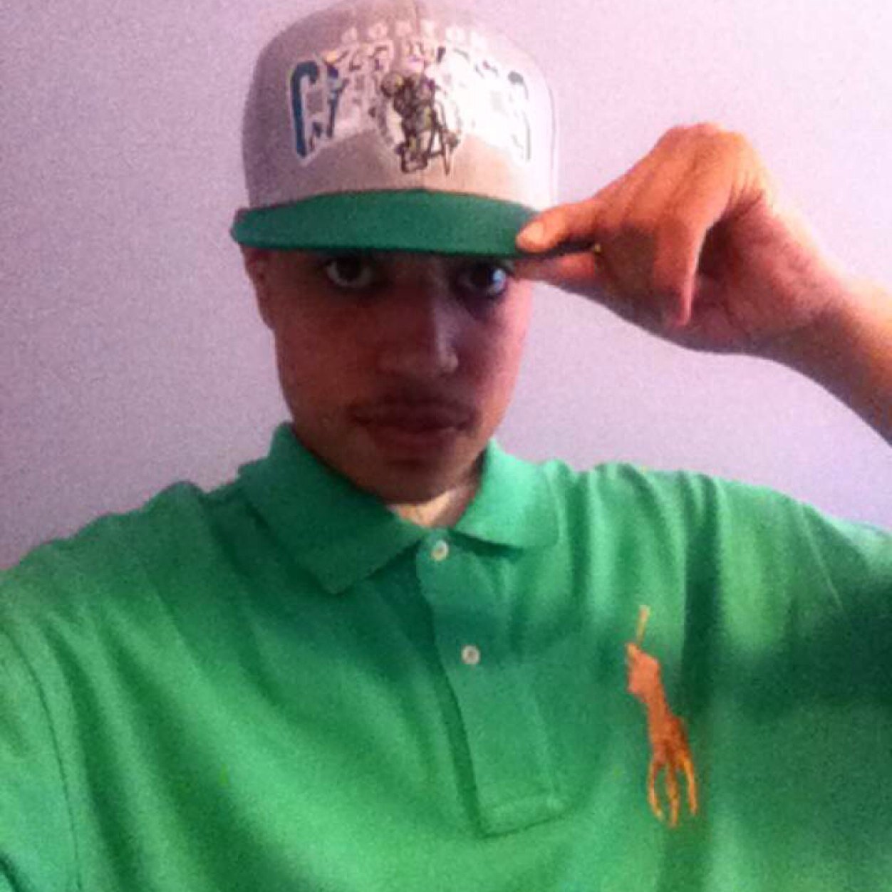 Hi my name is marquise I'm 6'7 my nationality is jamaican,bajan,southern,irish,jewish,germen,black and white basketball is my favorite sport
