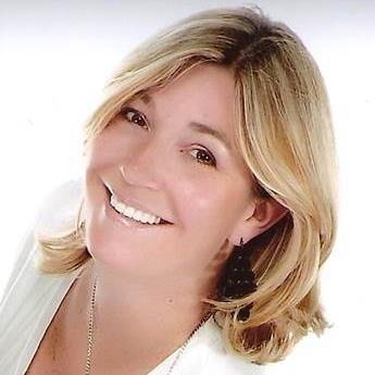 Sgoumain's profile picture. Plus de 15 ans 
en marketing 
et en communication 
dans le monde High Tech ! Intérêt certain pour les RS.