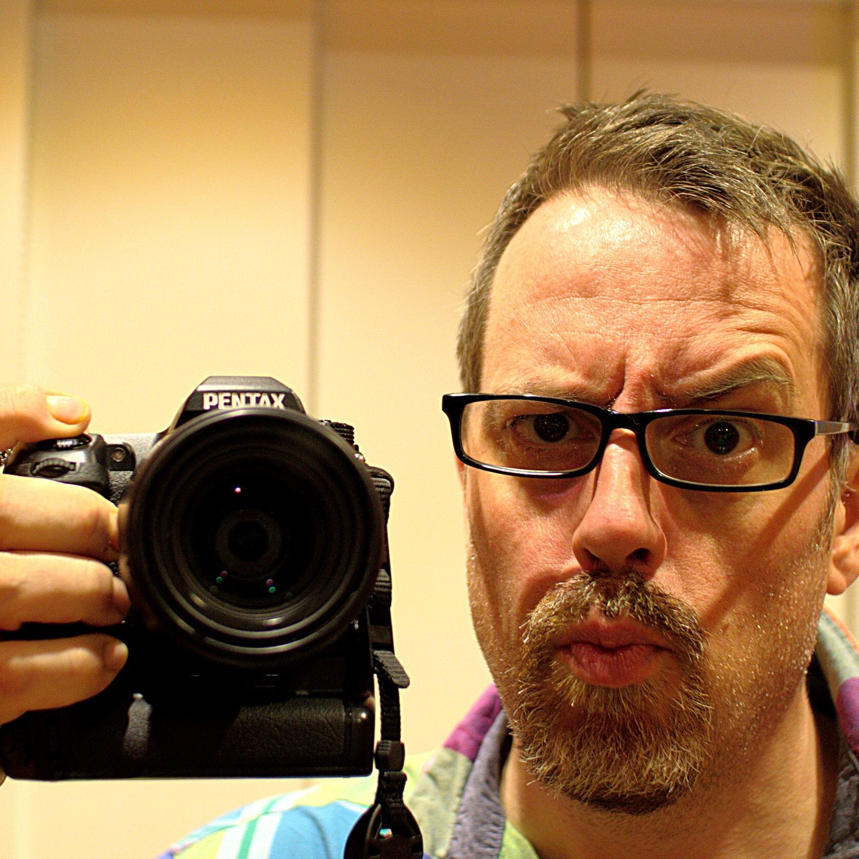 Tech Trainer, Photographer, father, Audi A2 driver, singer, musician. Computers, electronics, speakers, woodwork....