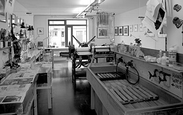 JohnHowardPrint's profile picture. A high-quality vibrant fine art printmaking studio set on the Fal estuary in Cornwall. Open access, tutored courses, editioning
http://t.co/z8q9wF0hUx