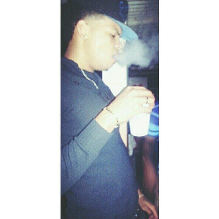 Gσd Blεεs ме♡ Old  ΌƞƖy Dεмϐow'  ♥ Don't try to run if you don't know how walk  IG:nandoox3  ツ -Ɓυscαмe Дhí https://t.co/M4XQlTiBBe