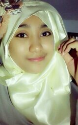 ikk_iikka's profile picture. love my beloved mom,dad, and my little brother   :*