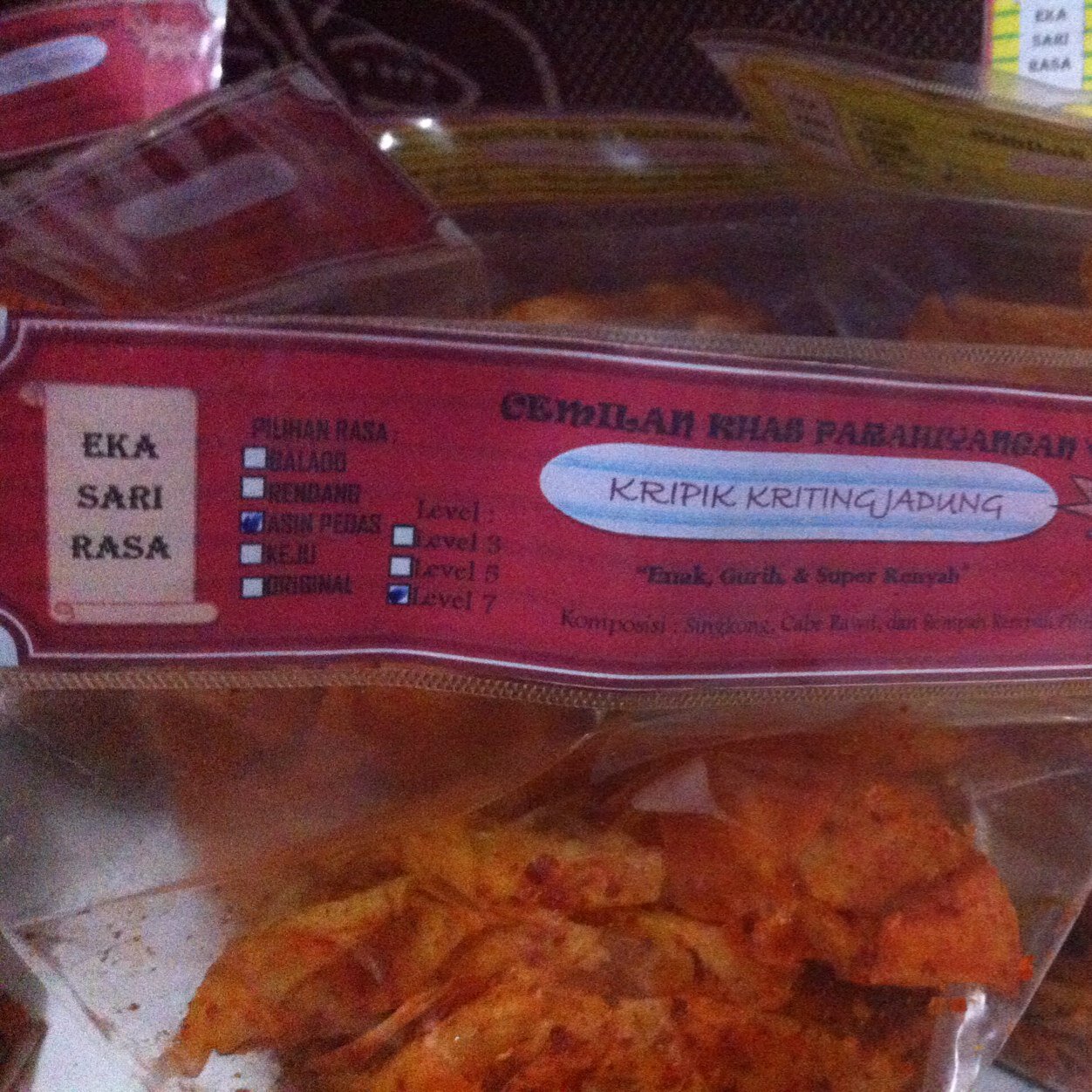 KeripikJadung's profile picture. Akun resmi keripik keriting jadung, renyah, enak, keriuk keriuk, nyammy, halal
081289028514 @ridwan_mbot
081295405717 @rizaldimple