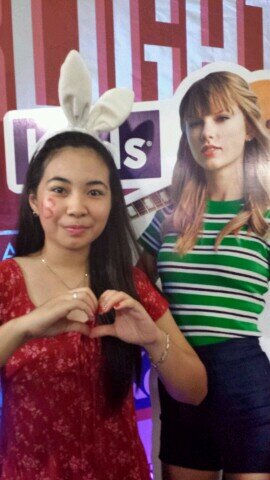 ATeamCompany's profile picture. TAYLOR SWIFT IS MY WORLD