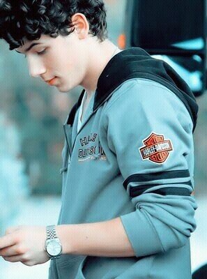 FOLLOW BACK TEAM™ ██████████████████  .. Don't miss any updat from @android_trix follow me now and get many followers.