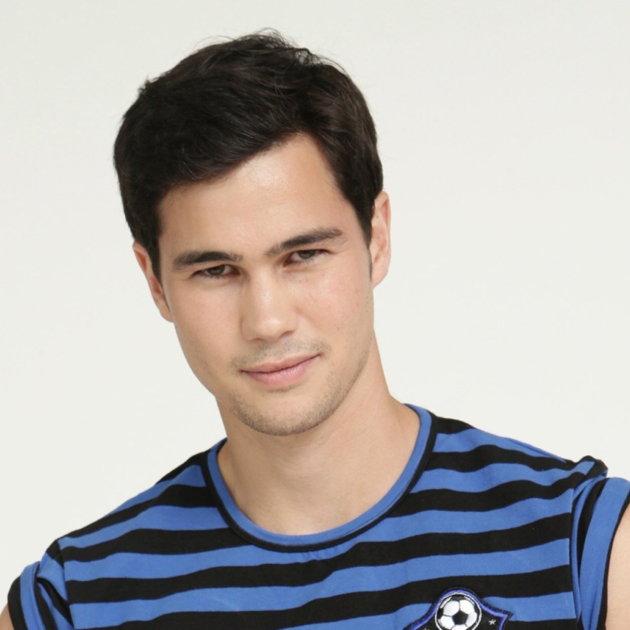 Instagram : TeamPhilYH10 
Official FB Page : Team Phil Younghusband
