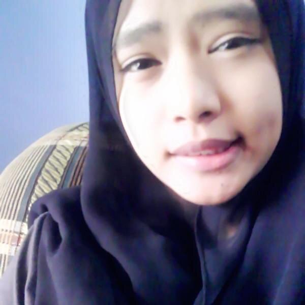 || dayang khairul azua amira || 17 tahun || sarawakian || wechat id : azuamira || fb : http://www,http://t.co/YpP2nzCDQV || folllow back :3