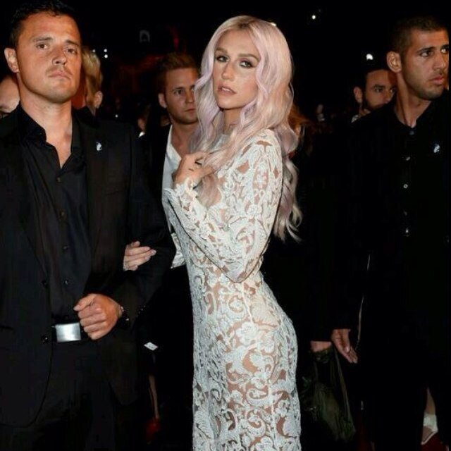@kesharose followed 20.05.2014..
