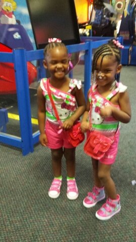 msguidroz12's profile picture. 