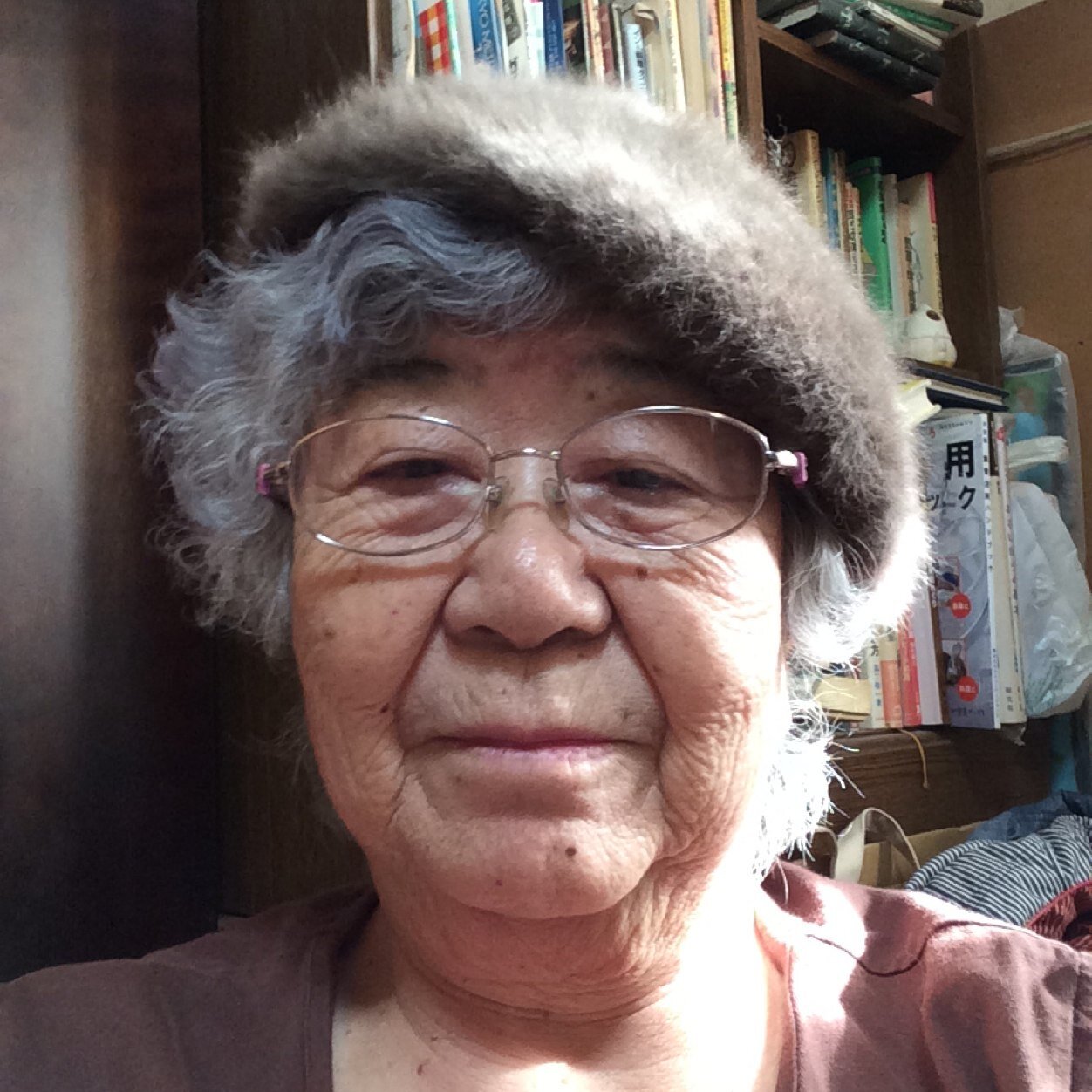 bokosan's profile picture. 成田空港と成田山新勝寺近くの観光地に居住、なんでも知りたがり、食べたがり、見たがり、喋りたがりのおばあちゃんです（・・）～！よろしくね