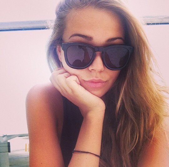 Hey, love you all! Follow me for a follow back! follow: @sandra_kubicka @_madisonbertini and follow me on instagram @rumeysa_ince ♥
