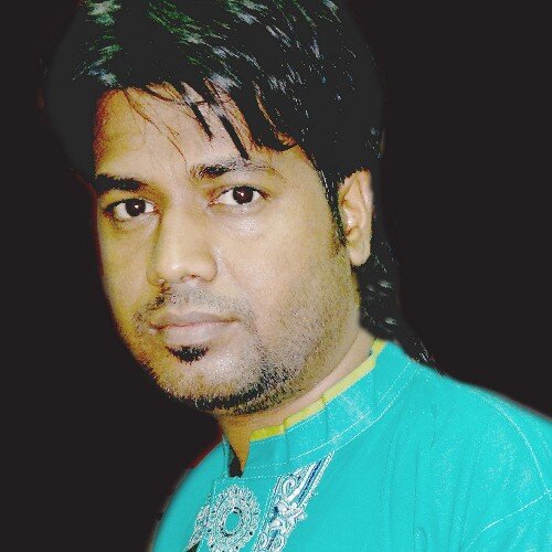 I am graphic designer at uaq...uae