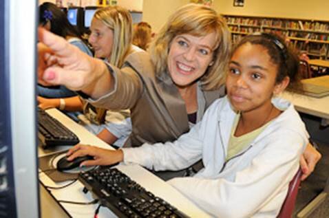 Jeffco Ed Tech Consultant Golden, CO, It's all about the Kids, Learner, Collaborator, Love books,kids, and #teachnology