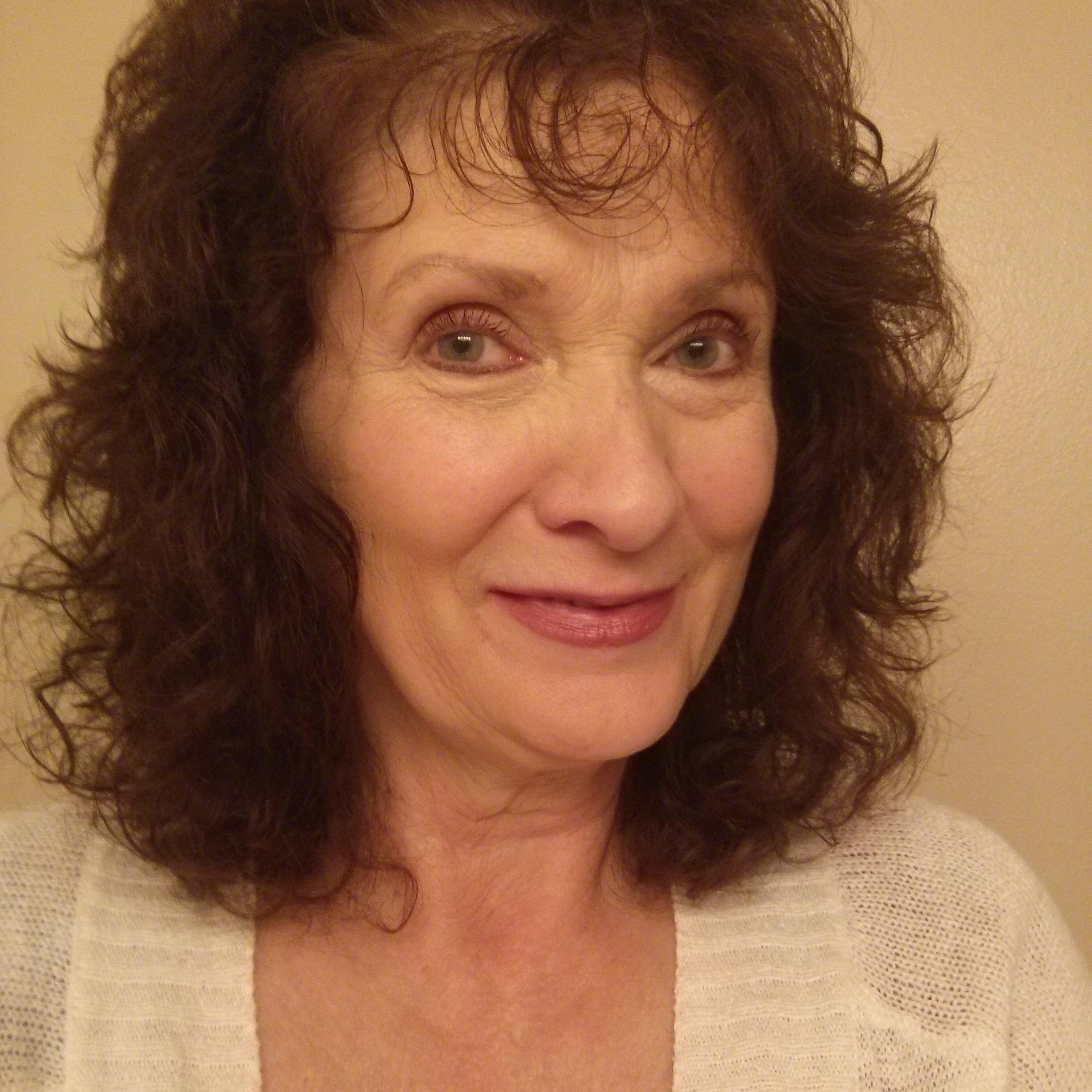 #Daydreamer, #writer, #Author of #Freefall, #RomanticSuspense #Thriller #Mom, Doting #Grandma, #JesusFreak, #babyboomer, late bloomer, young at heart!