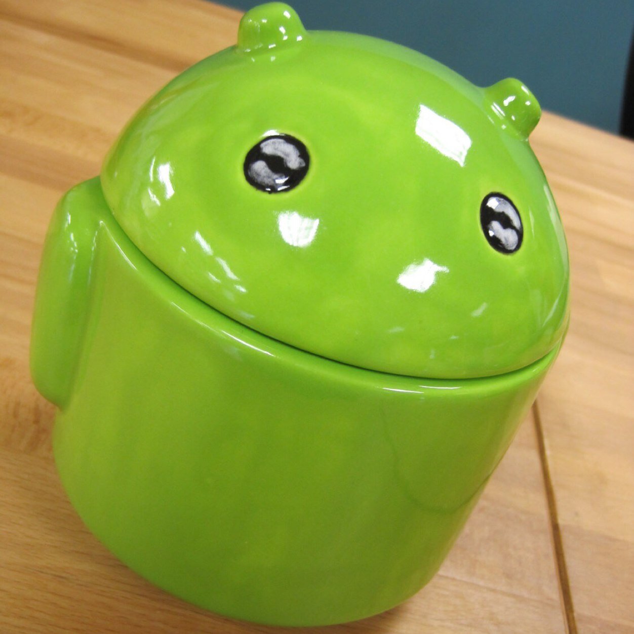 Love my geeky toys. Team Android!! #fuckapple