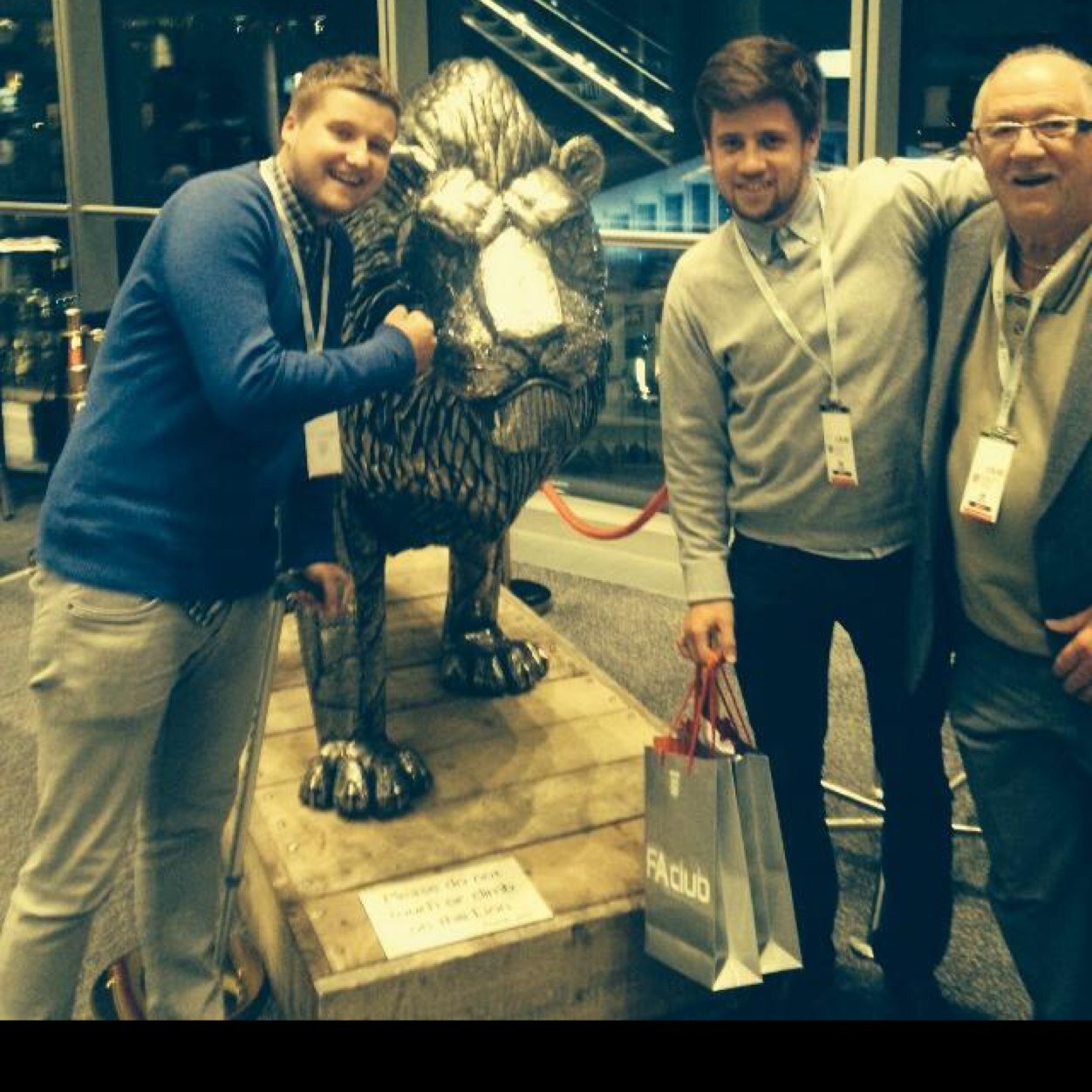 kingding_21's profile picture. 