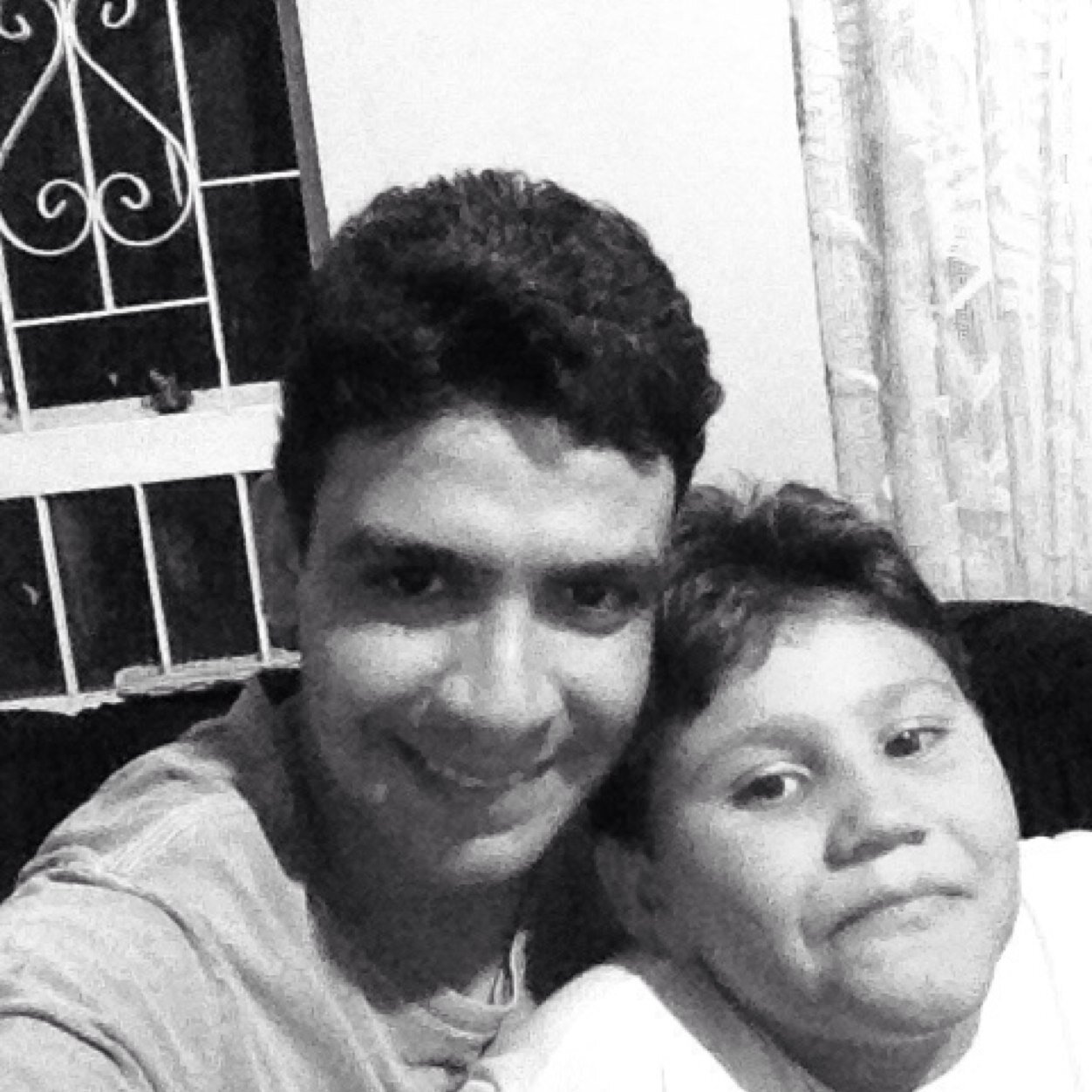 aleappstore14's profile picture. 