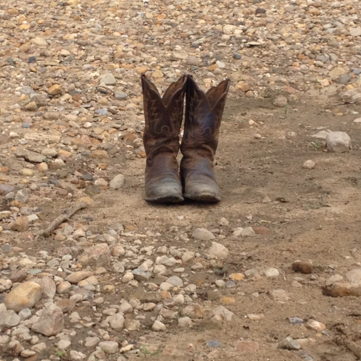 outlaw_red's profile picture. I was born&raised at the racetrack. Motorcycles are my thing. But more than anything i love that country life way of living❤️chevy lover for life