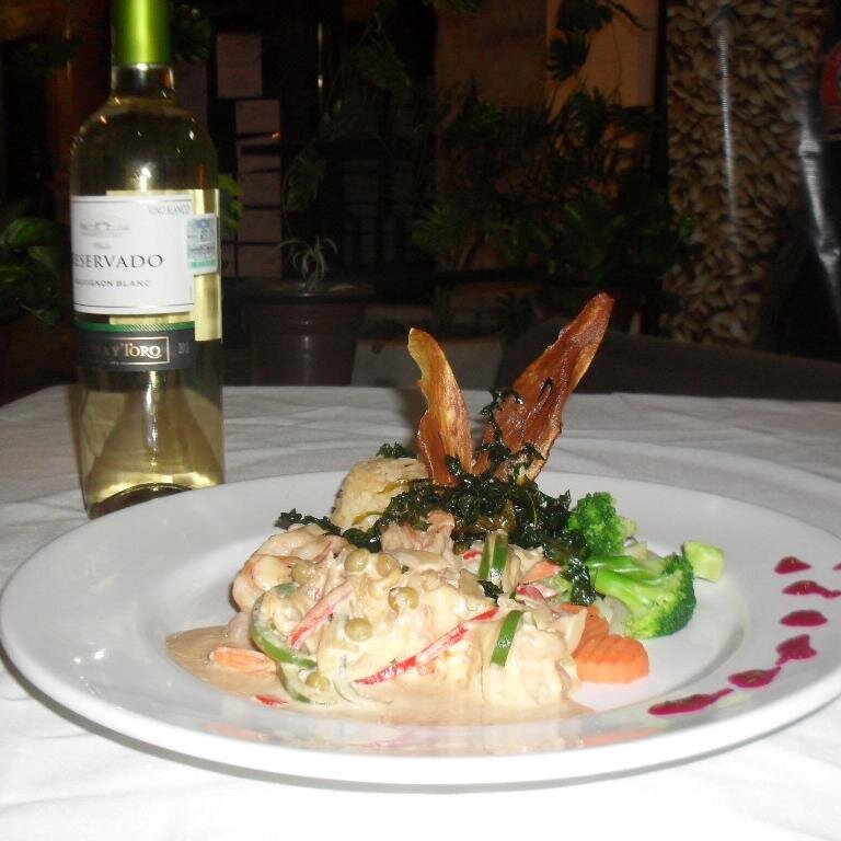 LaViaOlimpo's profile picture. La Vía Olimpo es un restaurante que te ofrece la mejor comida tradicional, nacional e internacional. con exquisitos platillos y una gran vista en la ciudad.