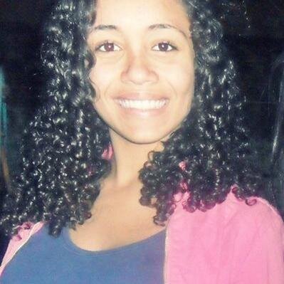 As pessoas me julguem,como elas fossem perfeitas,mais nao sabem seus defeito.....