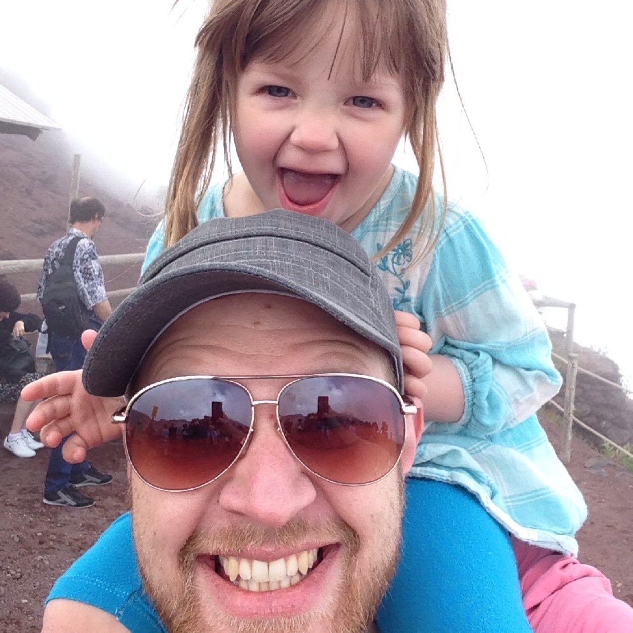 /ju:ɦɐn/  Random things. Works in tech. Has kids.  Trying https://t.co/hO5wrXuMco