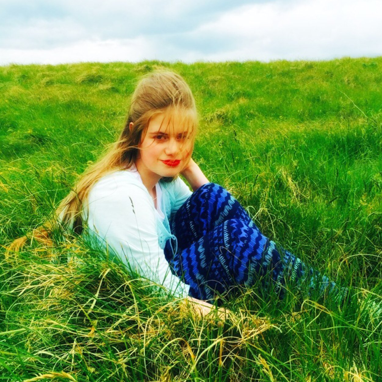 New to twitter follow me and i will follow back 3 Christine,13 ❤️ fashion ❤️❤️Irish and Proud
