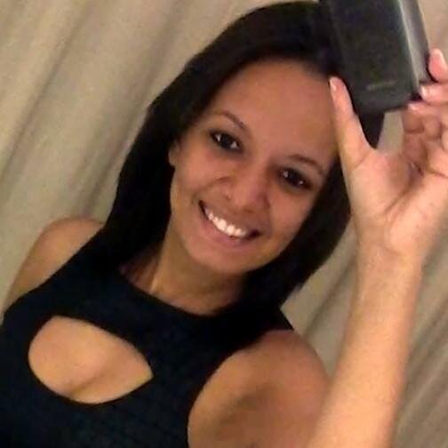 Só existem 2 dias no ano que nada pode ser feito. Um se chama ontem o outro se chama amanhã, portanto, hj é o dia certo para amar, acreditar, fazer e viver.