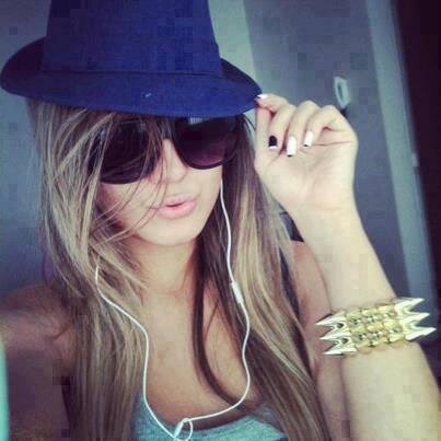 SabrinasabiSabi's profile picture. 