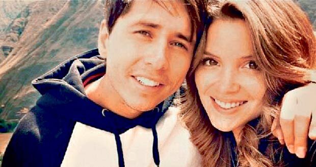 cata y karol..... bonita pareja!!!!!!