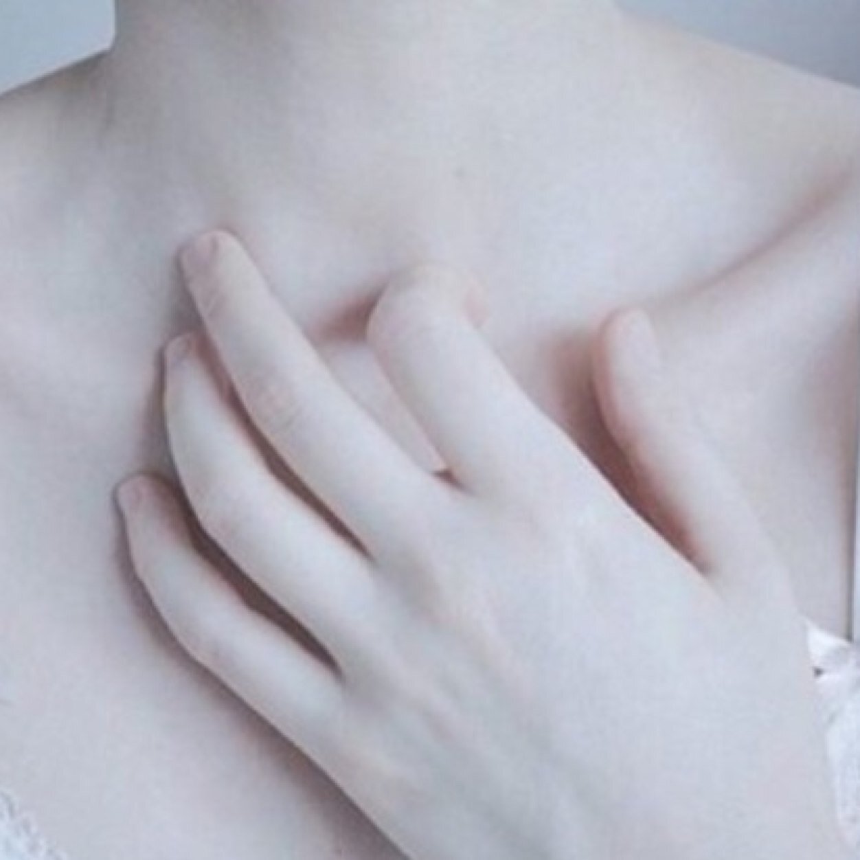 razz_charlotte's profile picture. 19. girl with problems. obsessed with losing weight. follow back.