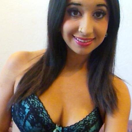 Sexy, fun and energetic camgirl