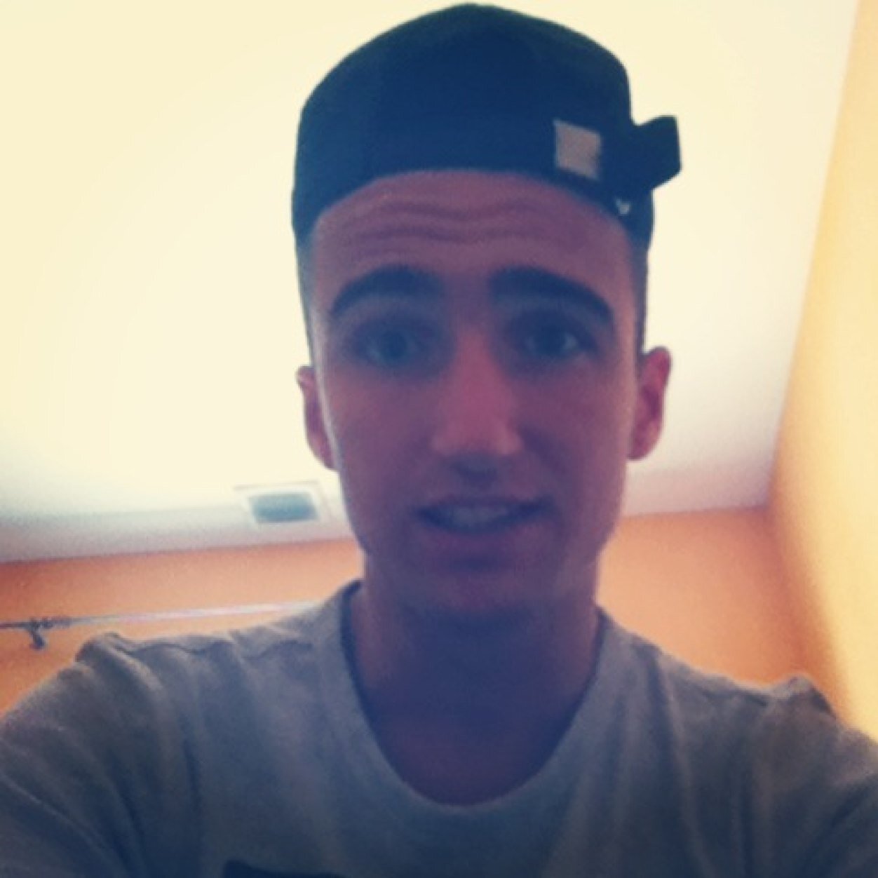 LeValentin34's profile picture. #Team34 #TeamB2o #TeamJul #TeamCélibataire #TeamFooteux