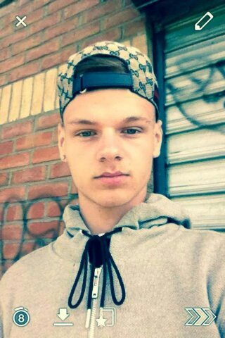 nevraumonttt's profile picture. 