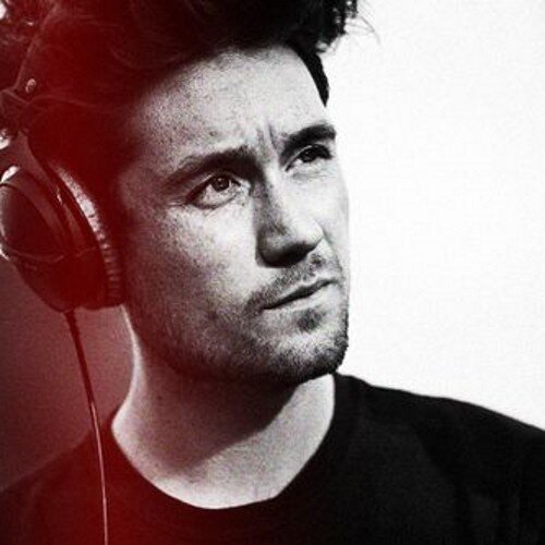 ImJustStrong's profile picture. Cross my heart and hope to die I'll see you with your laughter lines...