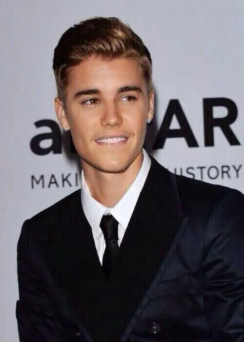 OfficialPagHLYB's profile picture. Porque somos latinas, porque somos beliebers.#NoTeArrepentirás Unete Nuetro Facebook Con Mil de Novelas, Link abajo CREATED BY LATIN'S GIRLS