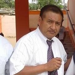 Maestro en Educación, Artista Plastico, joyero en metales preciosos DE ORO Y PATA:aros de matrimonio,promociones, AL POR MAYOR Y MENOR.