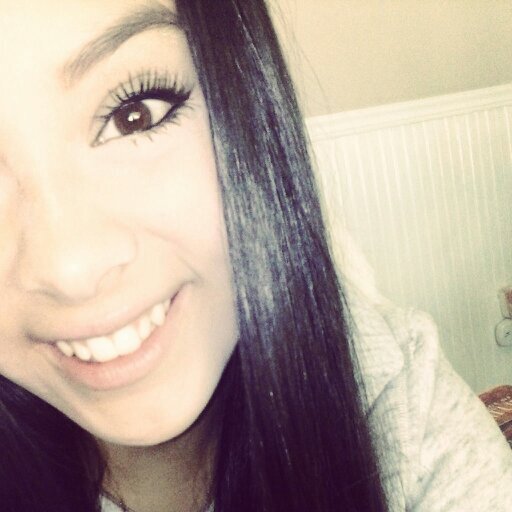 AkelaAloha's profile picture. Hi, Im a 16 year old girl who loves summer.