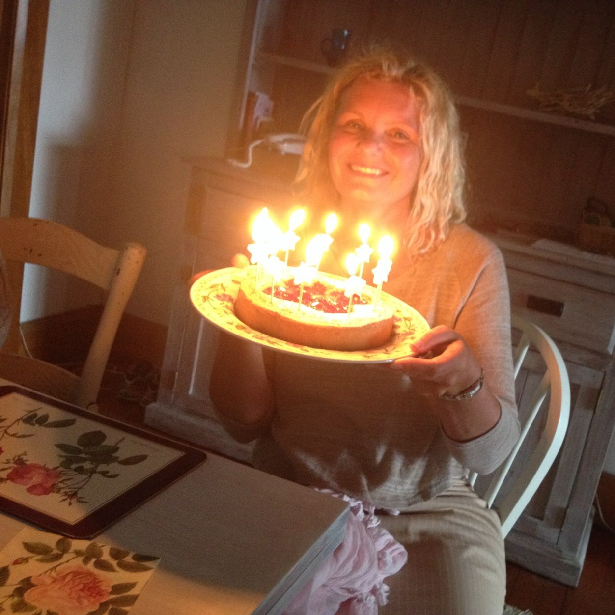 AnsellBex's profile picture. Trying everything at least once and then writing about it. Life goal: to have the most interesting memoirs ever