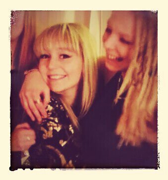 hollybrannan's profile picture. I'm the same height as two baguettes