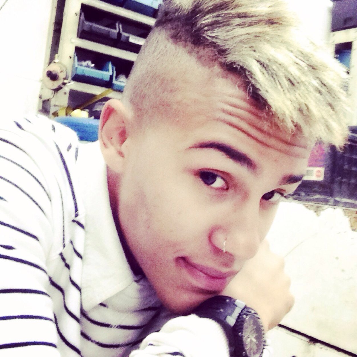 ' #Boldness and #Jooy ! :P:P ; Quer Saber ? rsrs ... Não adianta ! Meu coração arde e voa . Pousa e decola . SEMPRE FELIZ ! VIVER É TER OUSADIA ! haha *-*